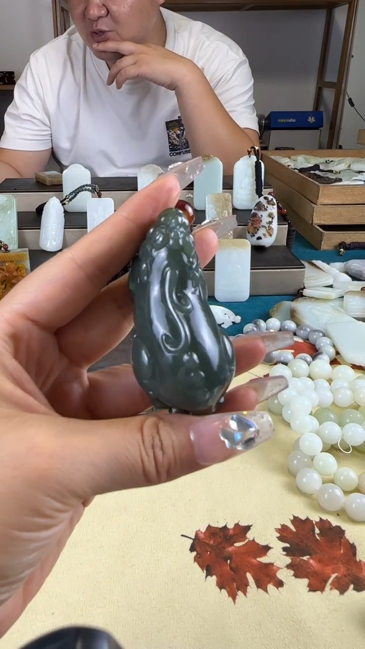 【闪购商品】和田玉颈饰未镶嵌1
