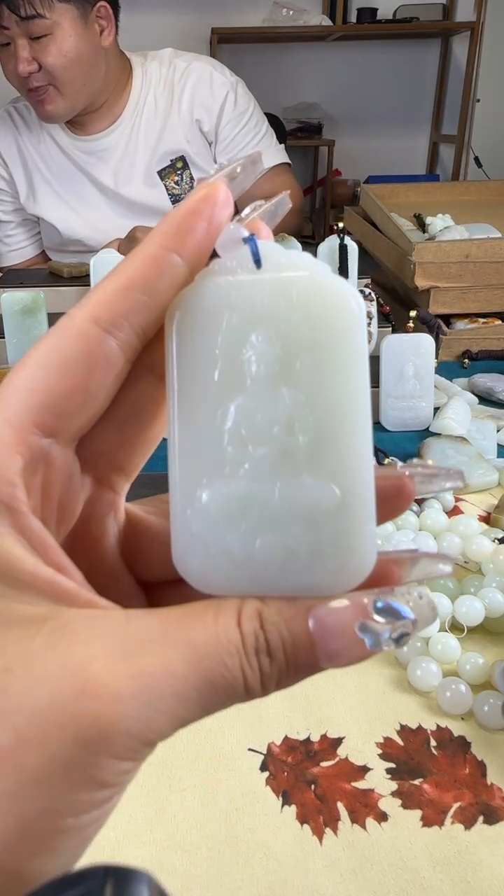 【闪购商品】和田玉颈饰未镶嵌1