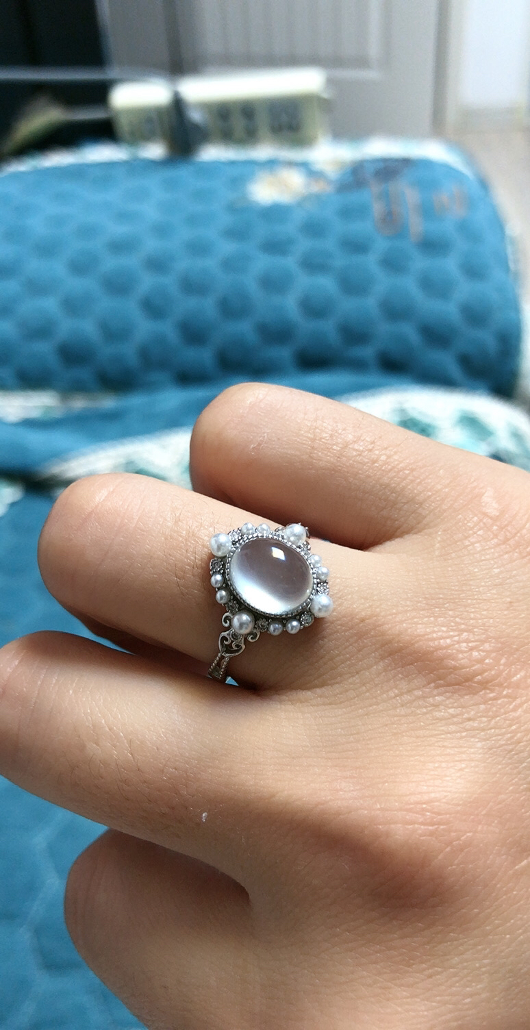 岫玉高冰种银拖镶嵌，s925银，圈口可以调节，超级美，爆款