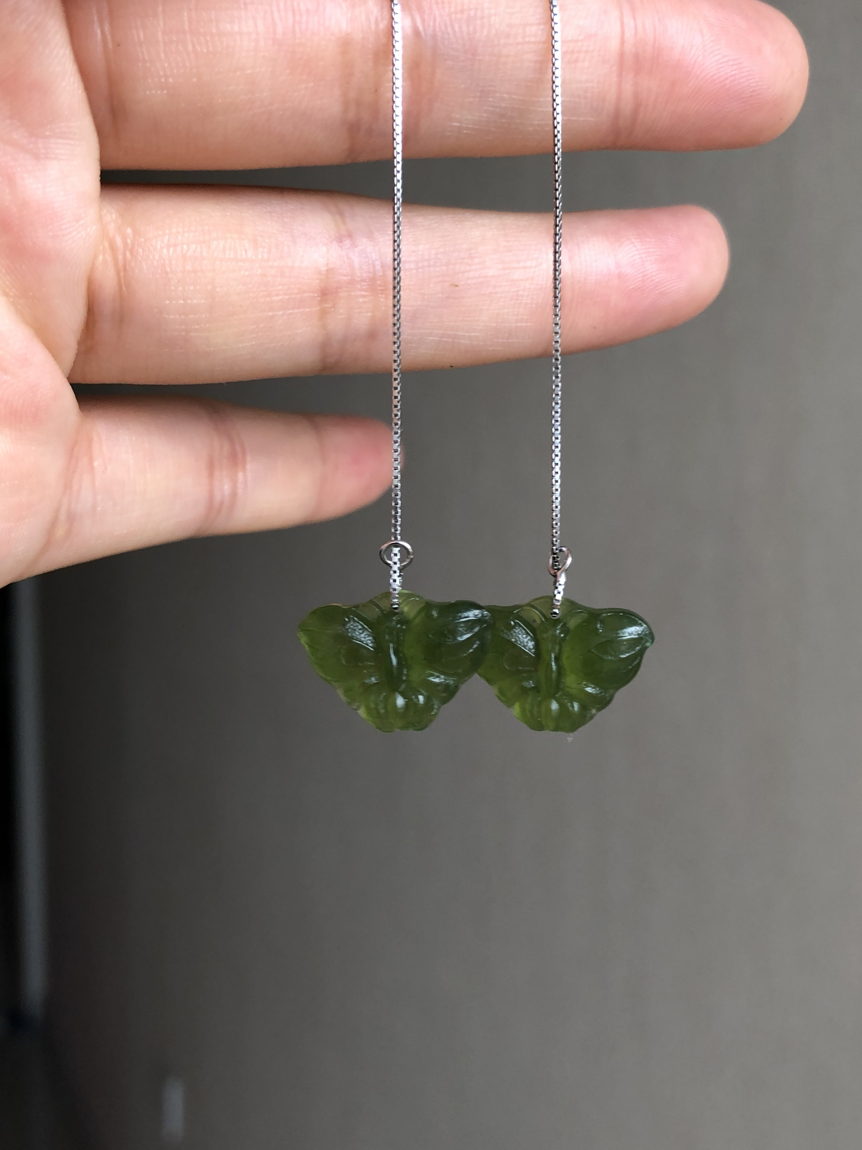 岫玉蝴蝶耳线，仙里仙气很美