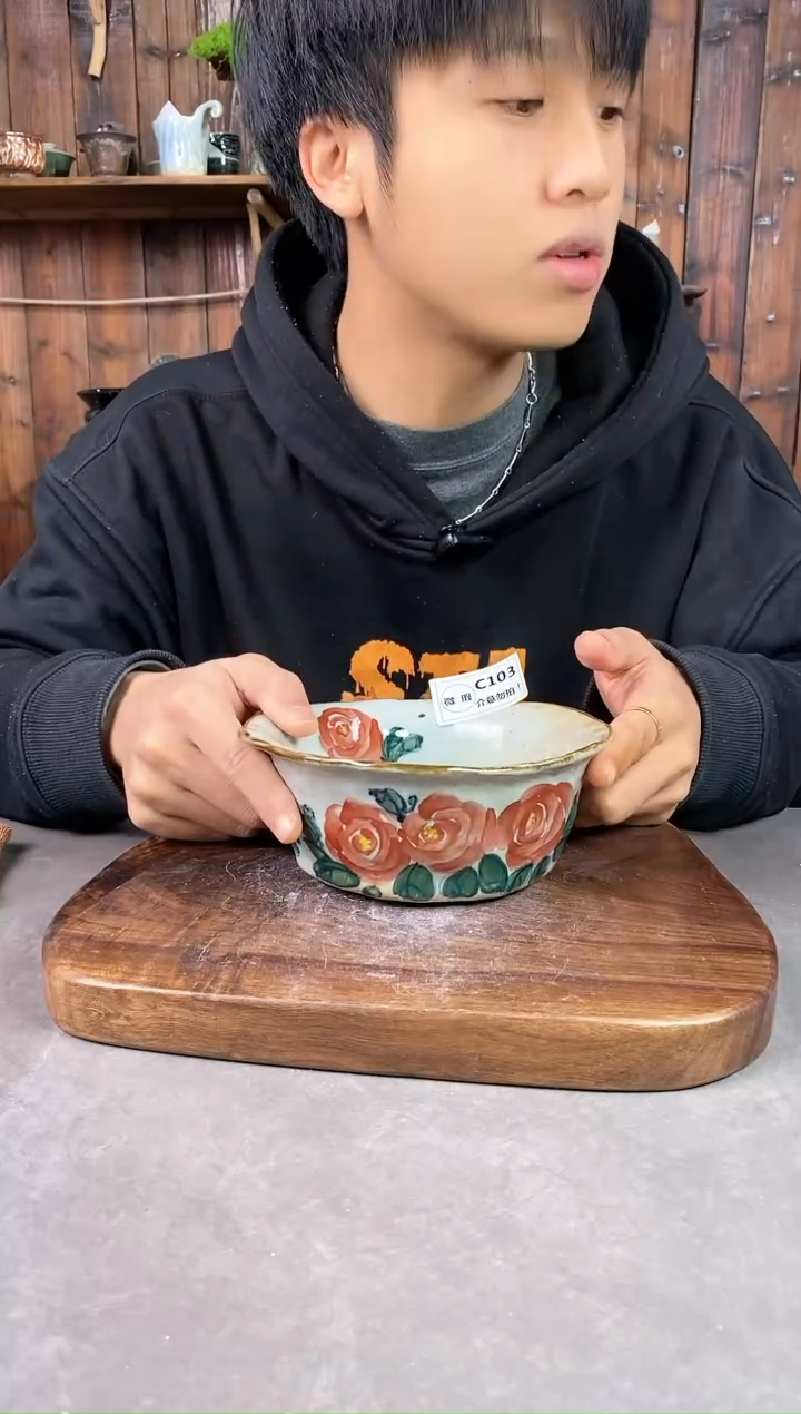 【闪购商品】陶瓷碗103小微暇