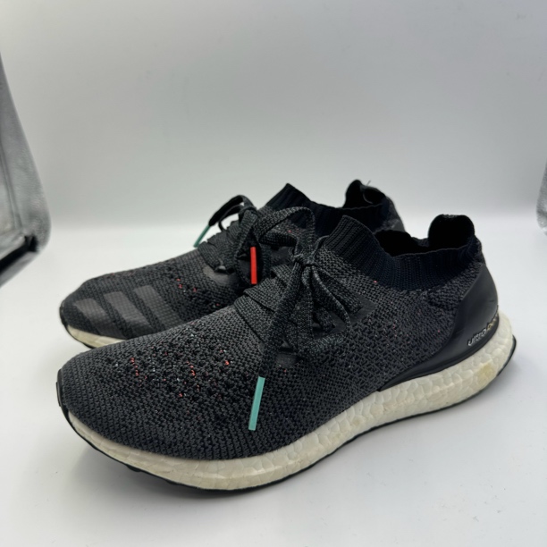 90新 40码 adidas Ultra Boost Uncaged 跑鞋 黑色