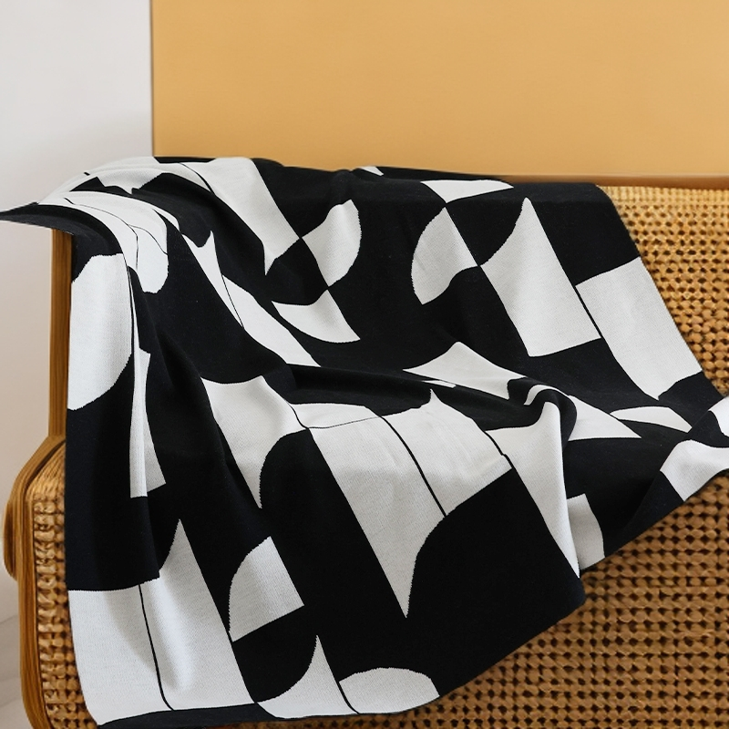 轻奢北欧风针织毛毯高级沙发毯办公室午睡毯披肩毯车载毯盖腿毯