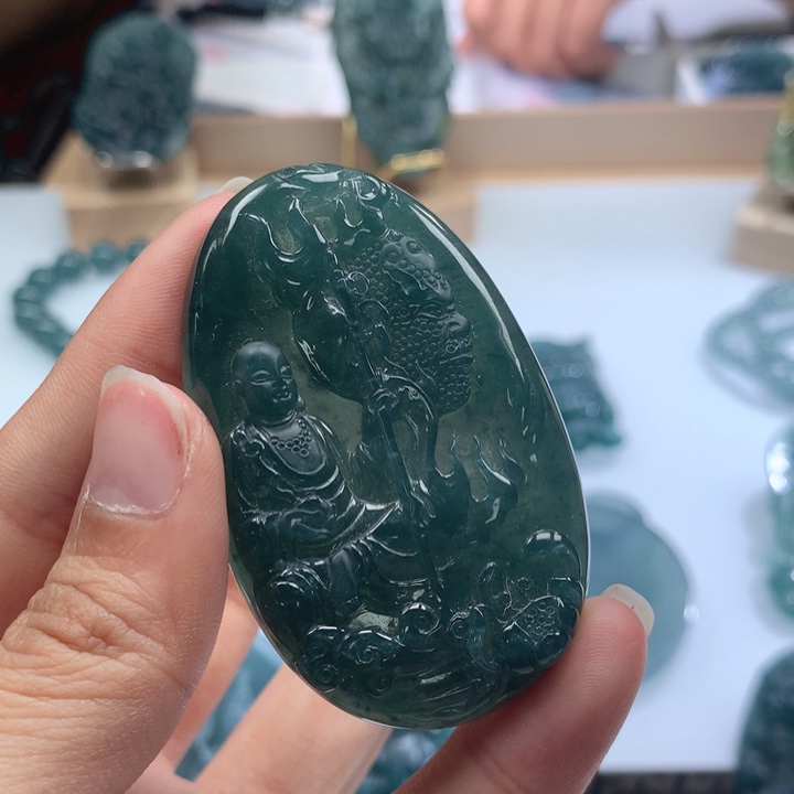 【闪购商品】翡翠颈饰未镶嵌天然翡翠A货