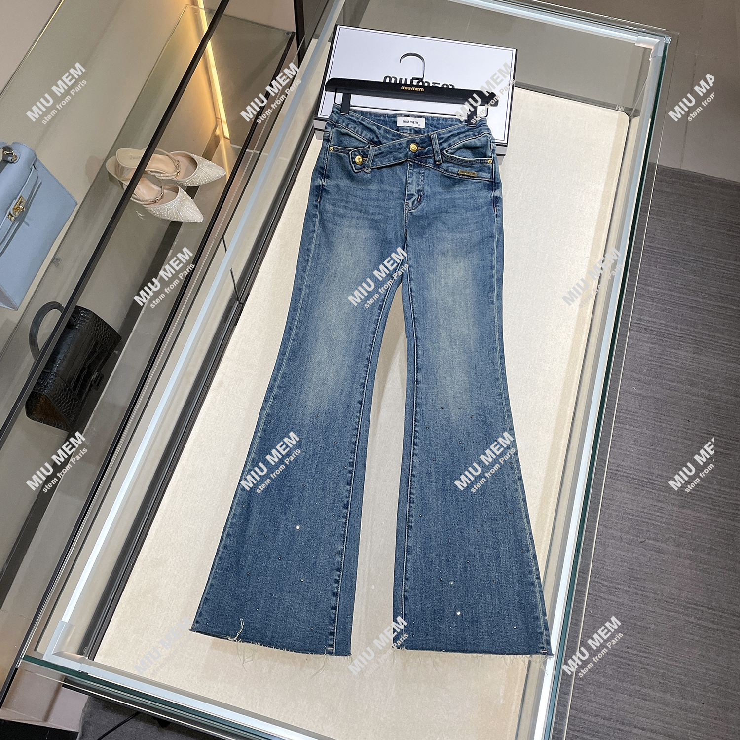 现货时尚交叉复古微喇烫钻牛仔裤百搭优雅显瘦 DY5124