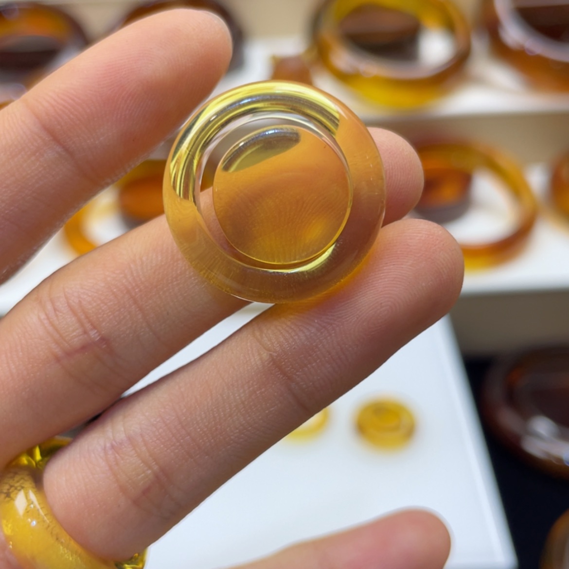 【闪购商品】琥珀手镯未镶嵌醉*汐