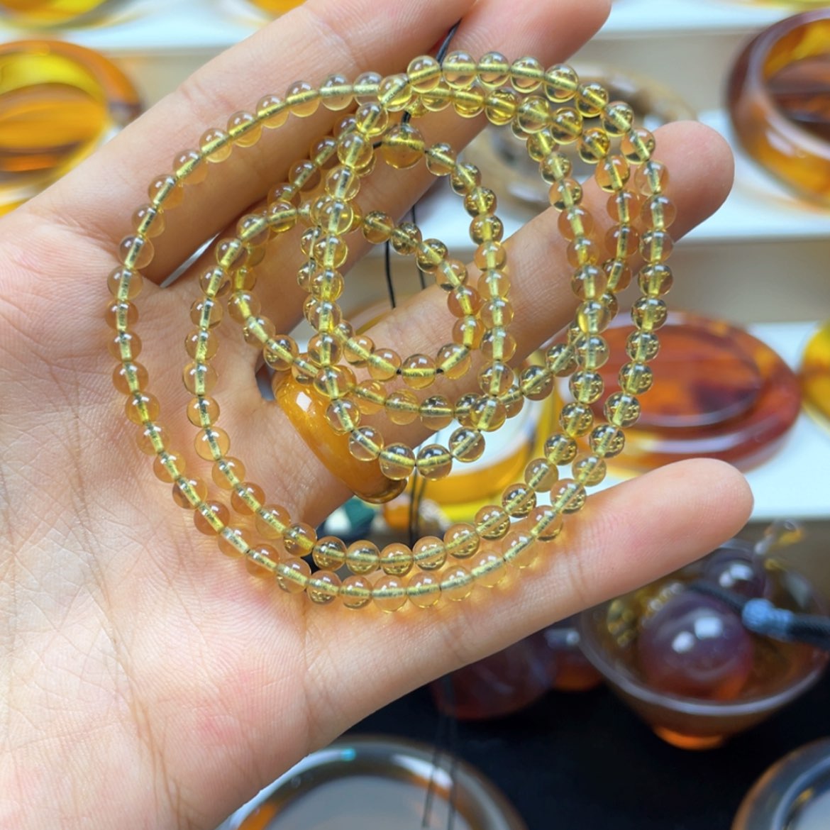 【闪购商品】琥珀手镯未镶嵌