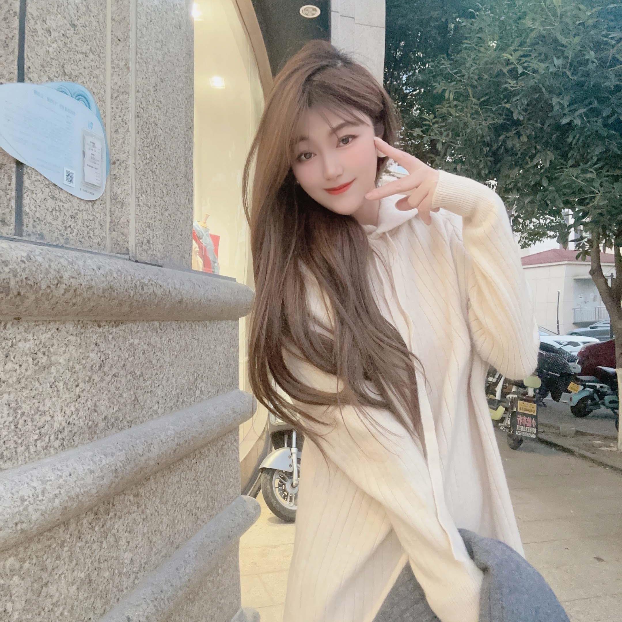 105韩版时尚百搭套头打底针织衫女卫衣2025秋冬新款休闲连帽衫