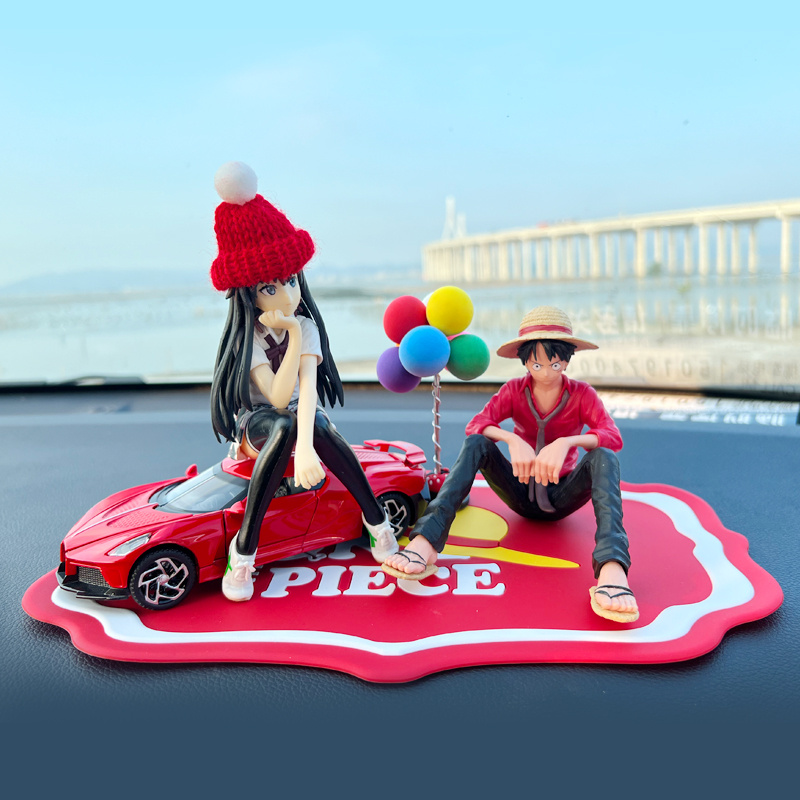 2024新款汽车摆件高档车载香水香薰路飞雪乃手办车内装饰品摆件