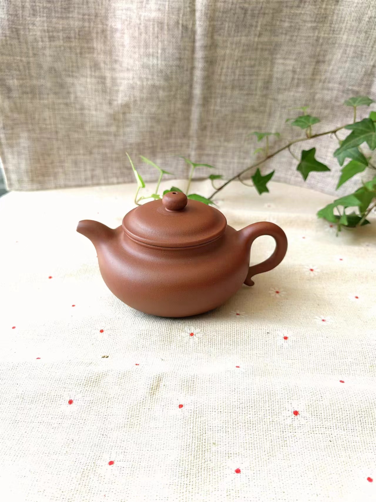 小仿古：150CC，原矿紫泥，适合二个人使用，40目颗粒，壬寅年作