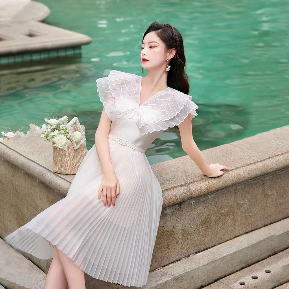 【DÉ MYSTÈRE】小众设计师夏季立体蝴蝶V领百褶女装连衣裙GZXMX111