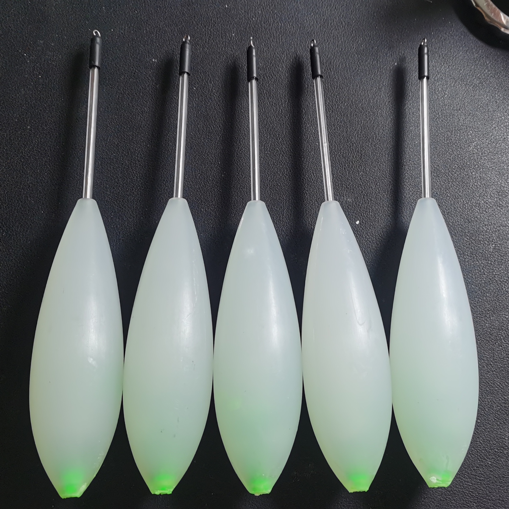 风筝钓组浮水助投器，泥鳅钓组，风筝钓组，翘嘴神器八字环别针