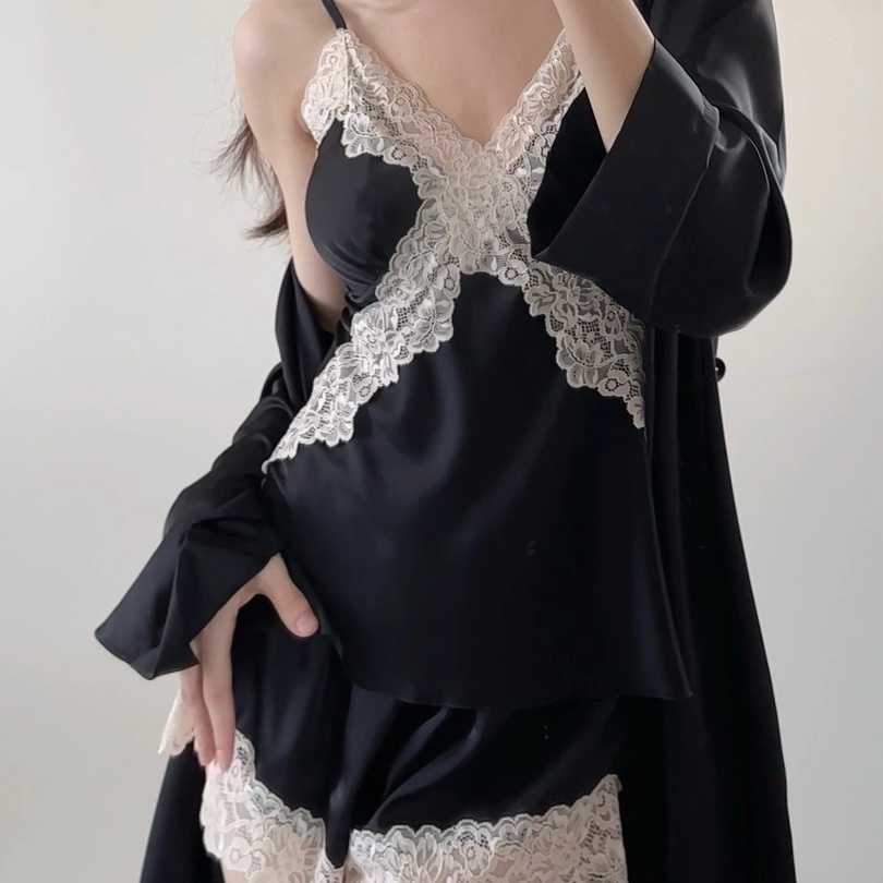 性感冰丝睡衣女春夏季2023年新款吊带短裤薄款家居服三件套网红