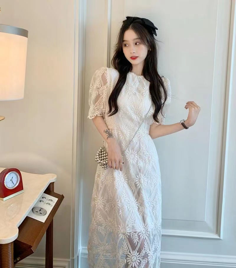 秋吖家时尚蕾丝连衣裙修身