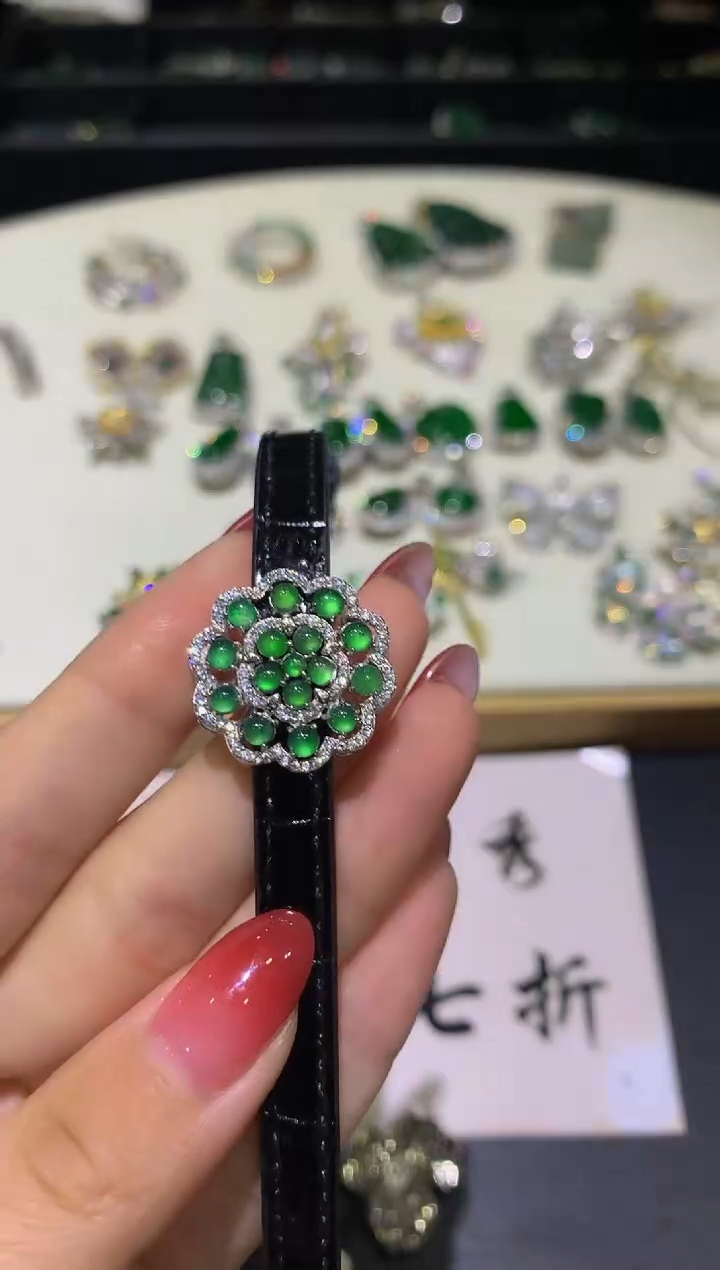 【闪购商品】翡翠团购银S925镶嵌36多人多样性随机发货1件