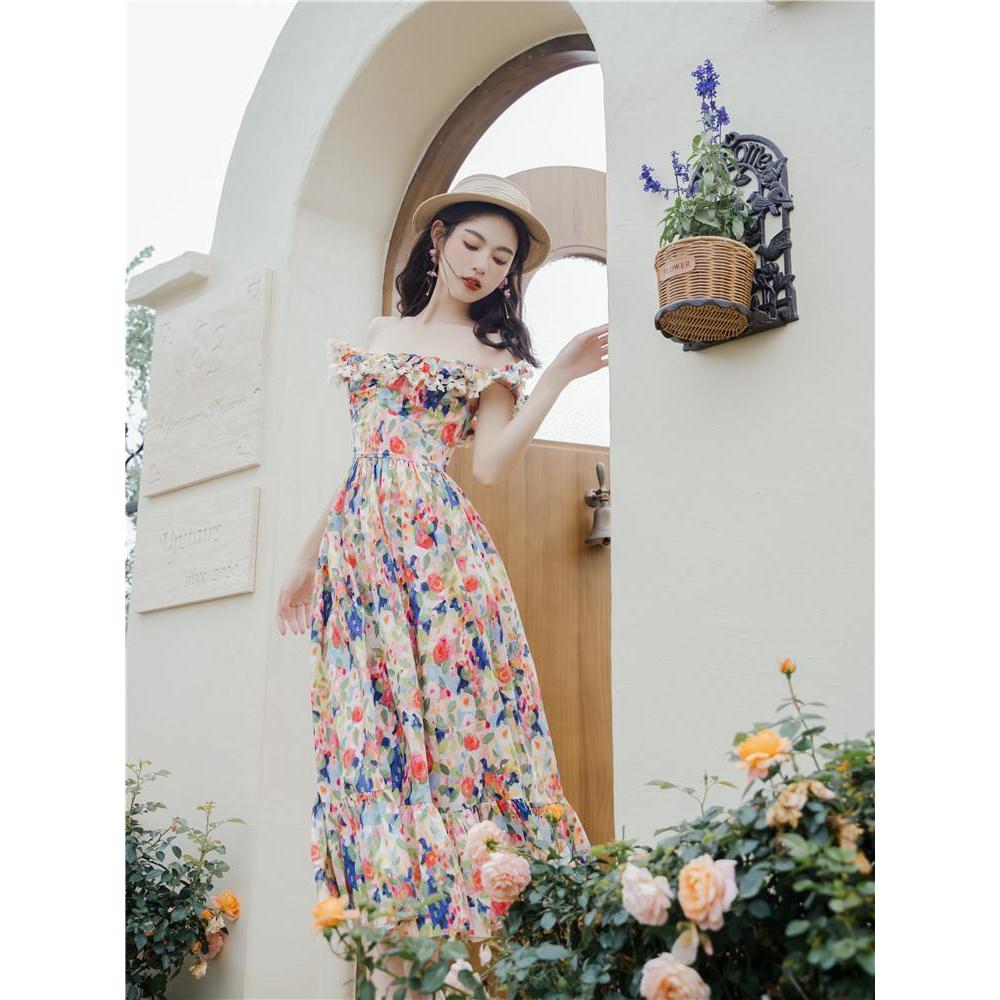 夏季显瘦高级感吊带连衣裙2023新款绝美碎花裙子女小众设计感法式