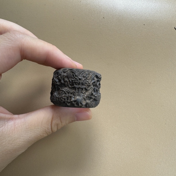 芽庄扳指雕刻手工艺