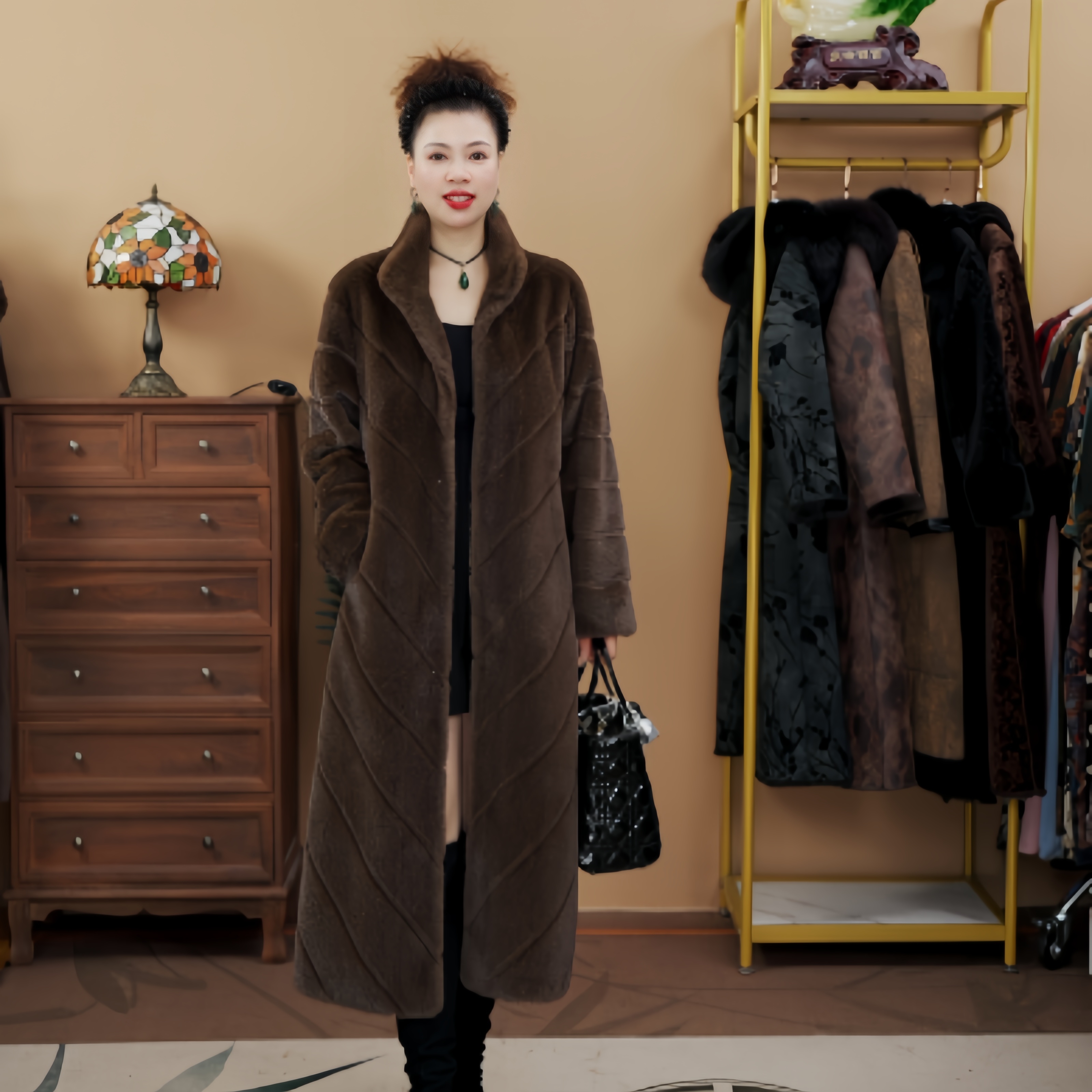 【城玮专属礼遇】8503 冬季女款皮毛一体压花气质保暖百搭女潮外套