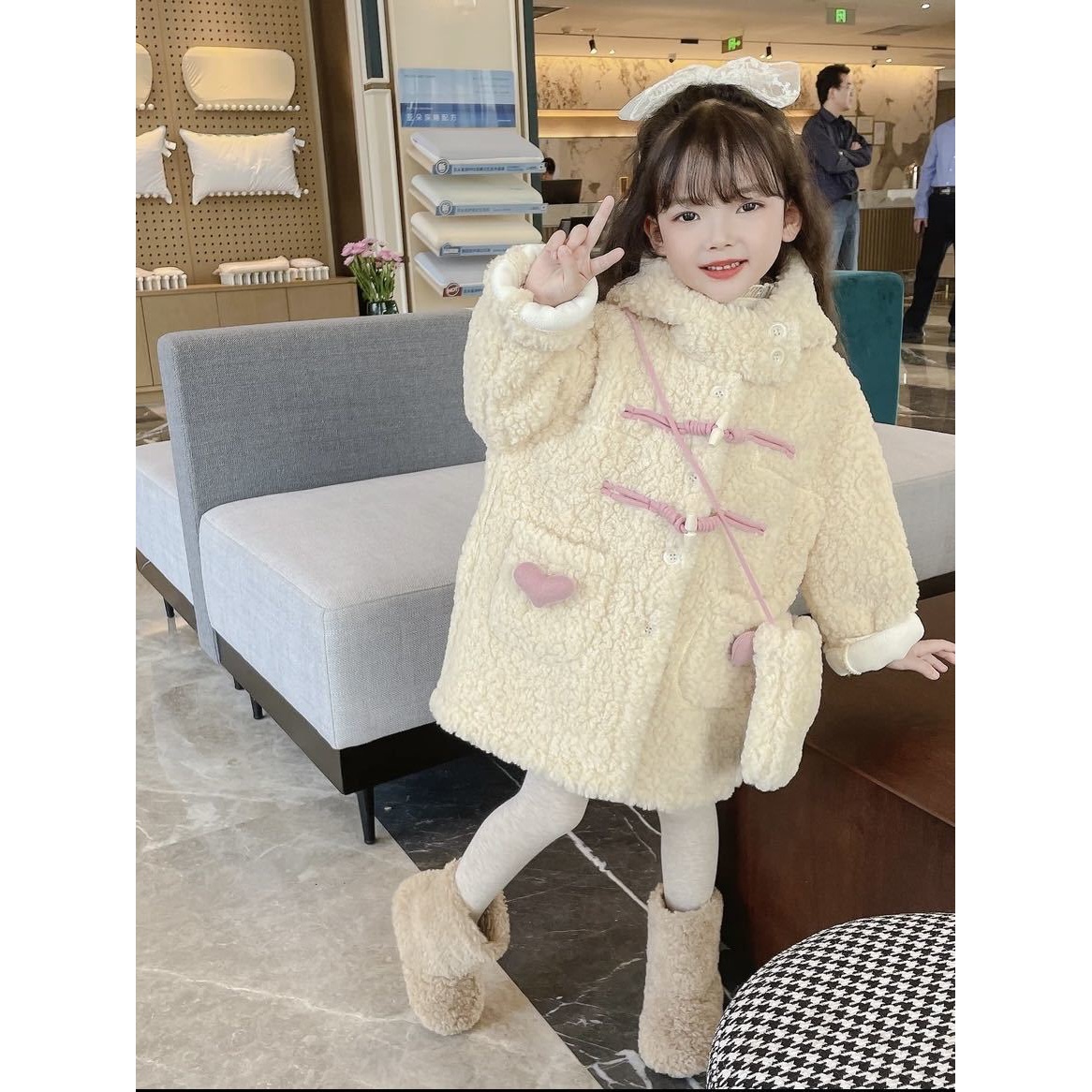 女童外套新款加绒加厚大衣女宝冬季时髦洋气保暖毛