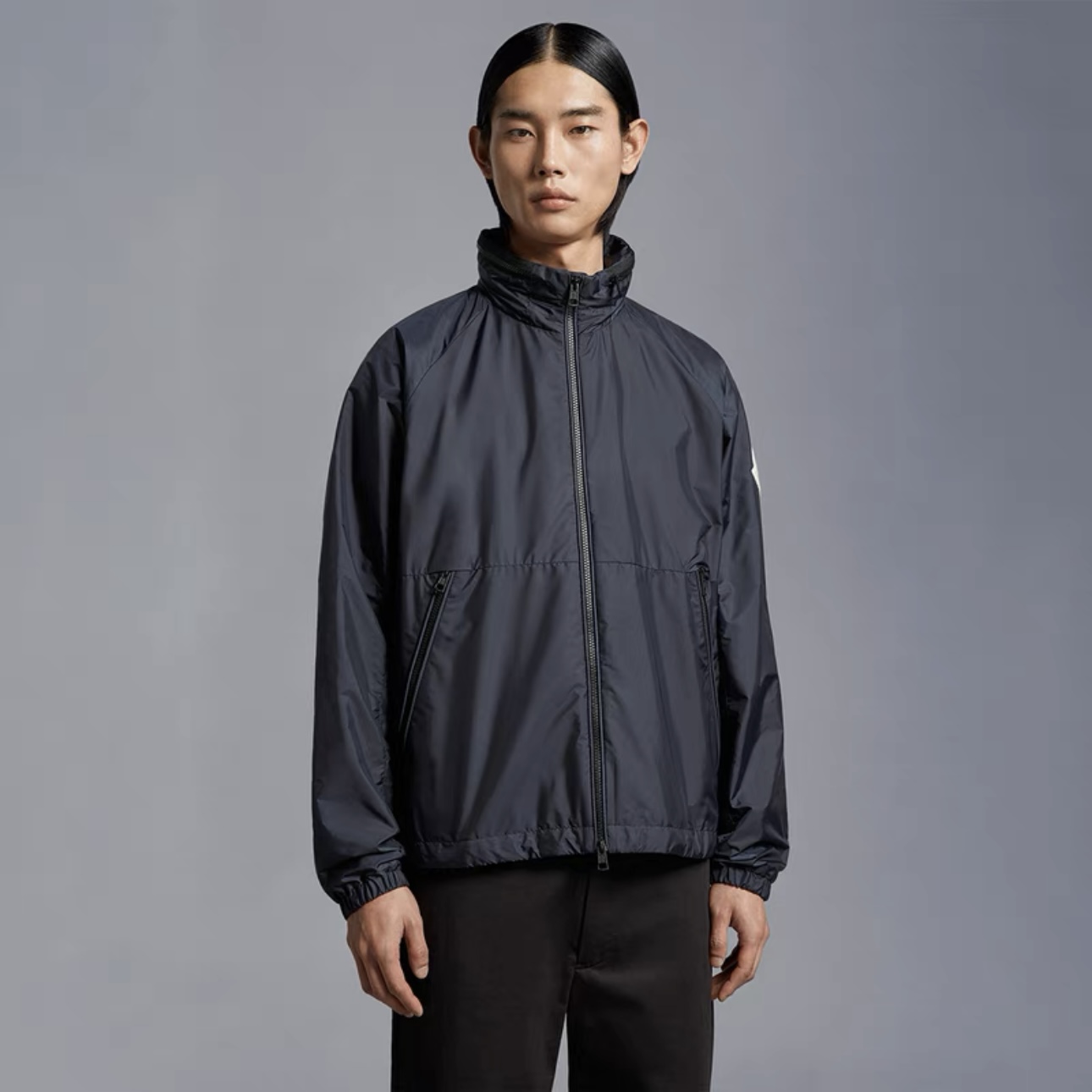 全新未使用 MONCLER 盟可睐蒙口时尚百搭休闲连帽外套男士蓝色