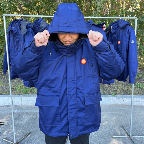 蓝色户外保暖外衣（防静电）