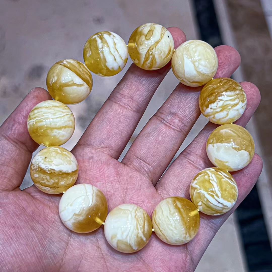 19➕俄料金白手串，虎皮纹花蜡,花纹漂亮,性价比高51.4g