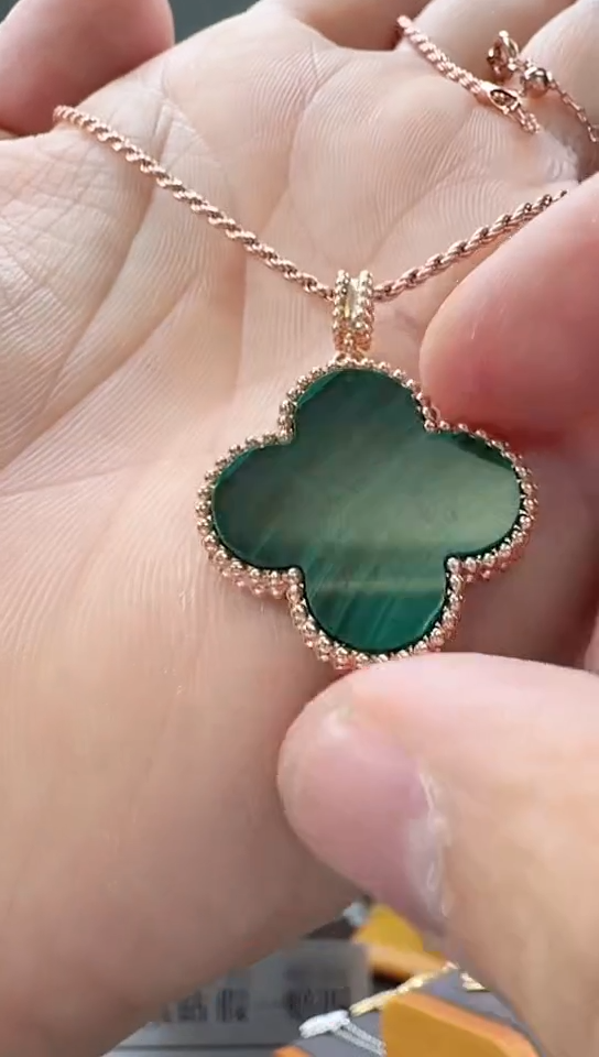 【闪购商品】孔雀石吊坠(赠链)18K金镶嵌单花吊坠