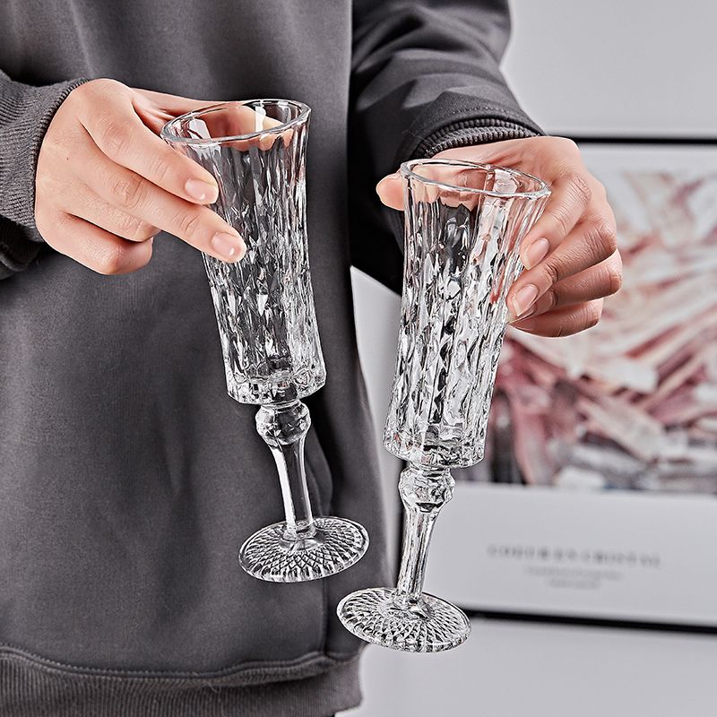 复古浮雕高脚香槟杯ins风高颜值玻璃水杯女洋酒红酒杯甜果酒杯子