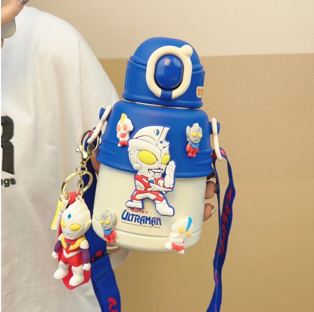 奥特曼儿童保温杯316食品级幼儿专用水杯便携大容量斜挎宝宝水壶