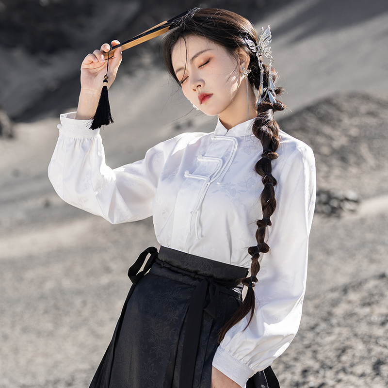 十三余[墨白]春秋新中式百搭国风马面裙搭配上衣黑色白色衬衫秋冬