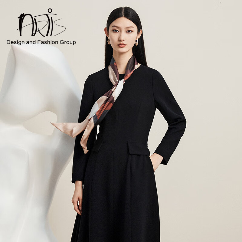 ARTIS女装 优雅大摆小黑裙AR5517042-151