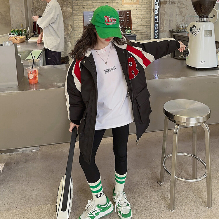 女童冬款棉服2023新款中大童时髦洋气加绒加厚中长款连帽上衣
