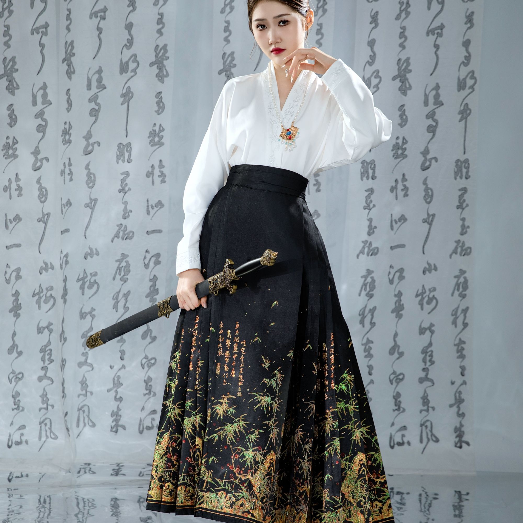 豆蔻十八【竹韵清幽】新款日常百搭显高显瘦织金妆花曹县马面裙