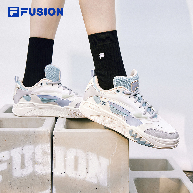 FILA FUSION斐乐秋冬蝙蝠鞋男女防滑篮球情侣运动板鞋T12W333203