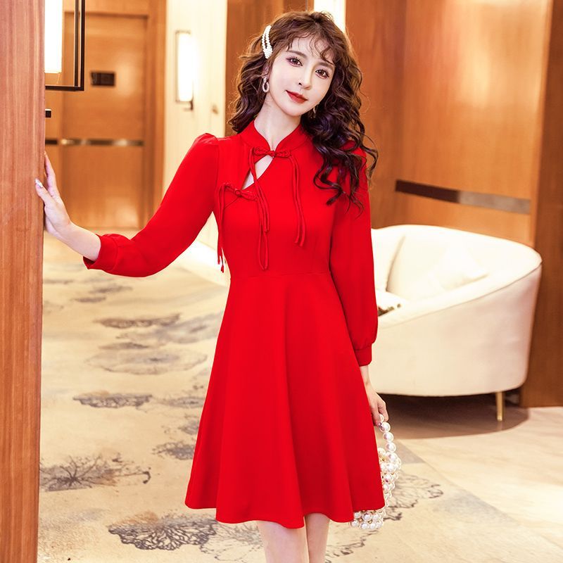 本命年红色长袖连衣裙高级感女秋冬季春季新款气质礼服小个子裙子