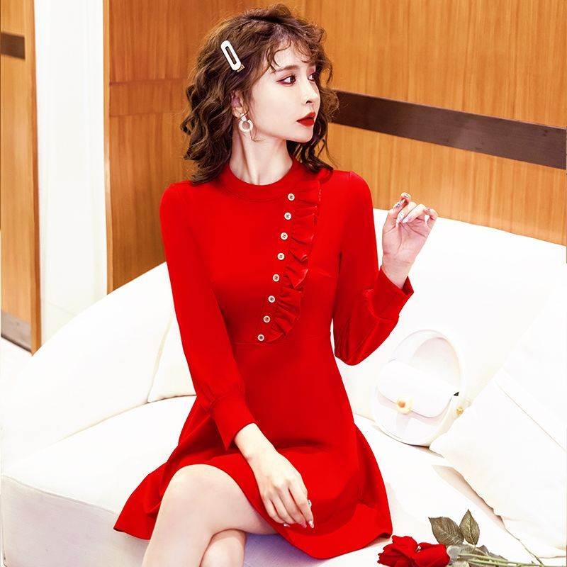 本命年红色长袖连衣裙高级感女春秋季冬季新款气质礼服小个子裙子