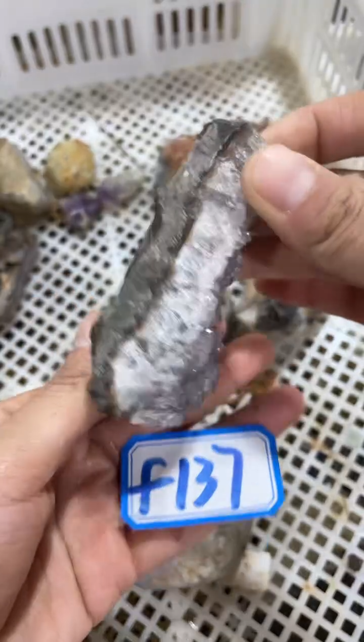 【闪购商品】水晶.未镶嵌G7