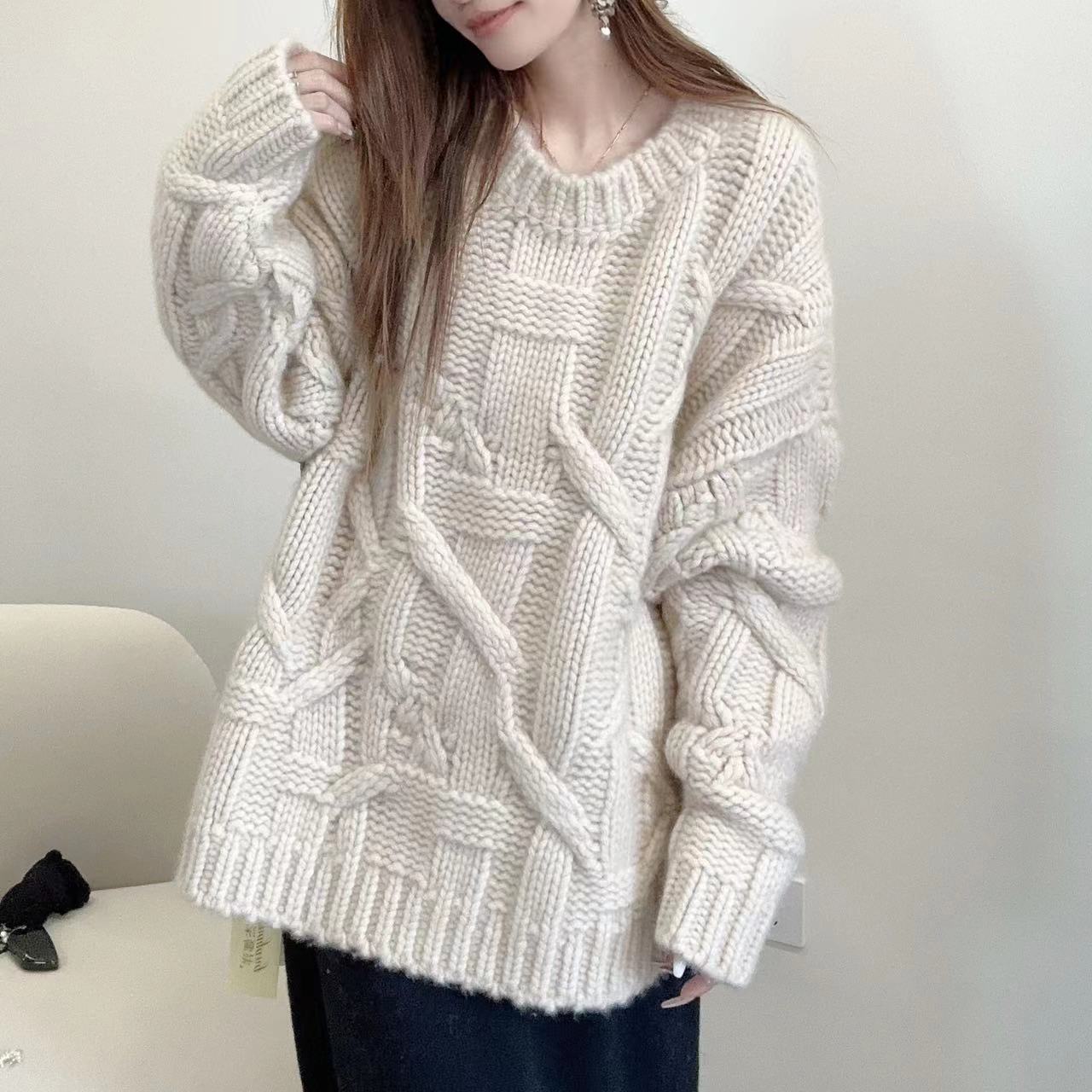 【俩月羊绒】轻奢241337-100山羊绒慵懒风宽松重工麻花针织套头衫