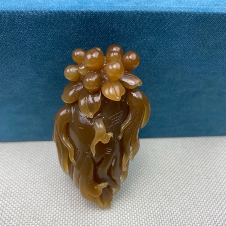 新疆和田玉且末红糖人参（生）如意