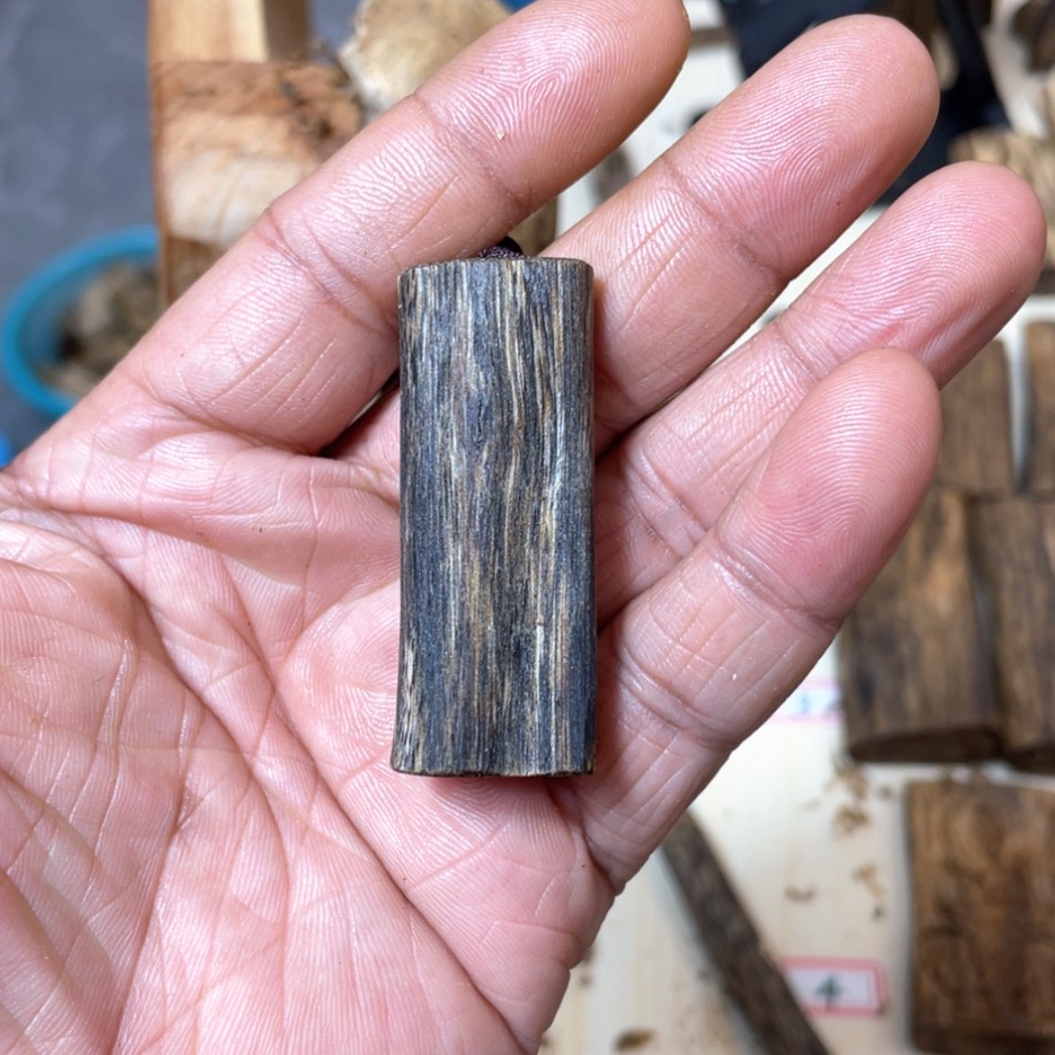 【闪购商品】沉香吊坠抖***斧绿棋楠吊坠7.5克