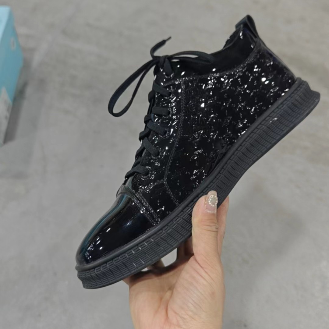 英伦风靴子时尚休闲百搭马丁靴厚底牛皮275