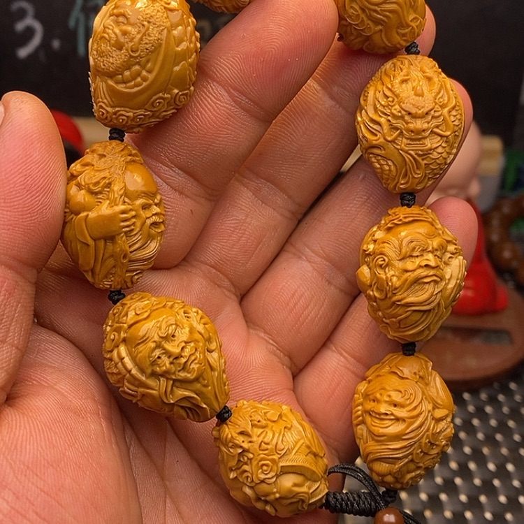 【闪购商品】橄榄核手串瑞兽神仙会