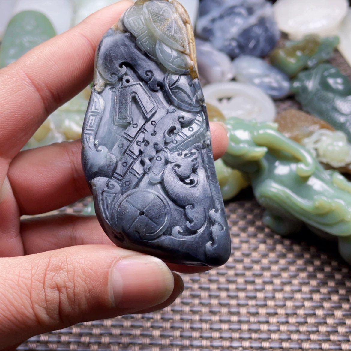 【闪购商品】和田玉挂件未镶嵌寒****叶