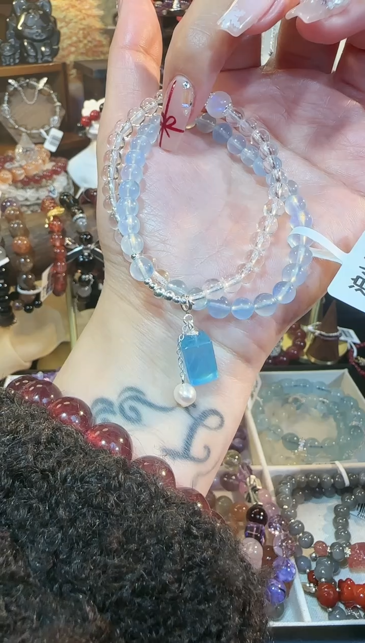 【闪购商品】水晶手串未镶嵌海蓝白水双圈8咪