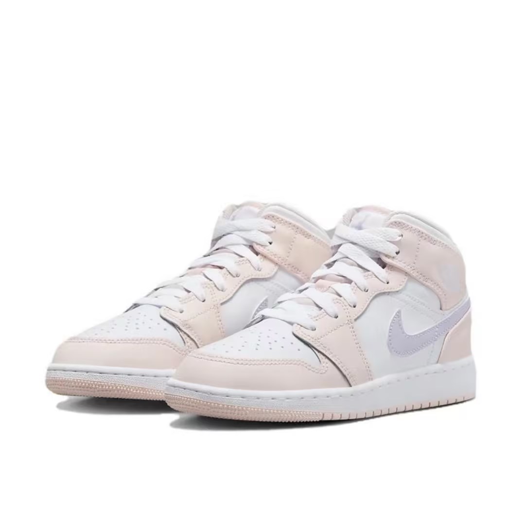 NIKE/AIR JORDAN 1女款白粉板鞋 FD8780-601