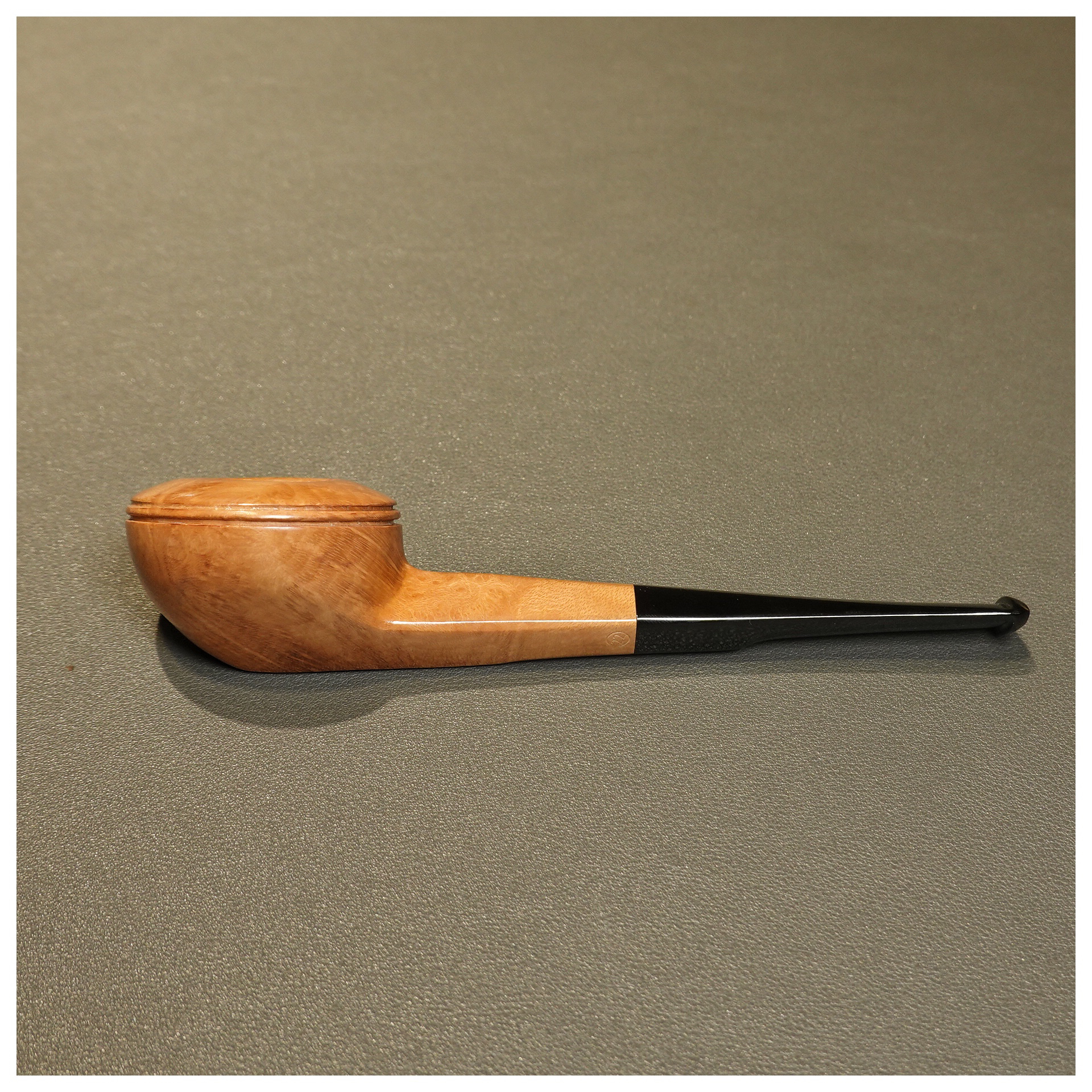 蜡王府斗仕斗牛犬烟斗