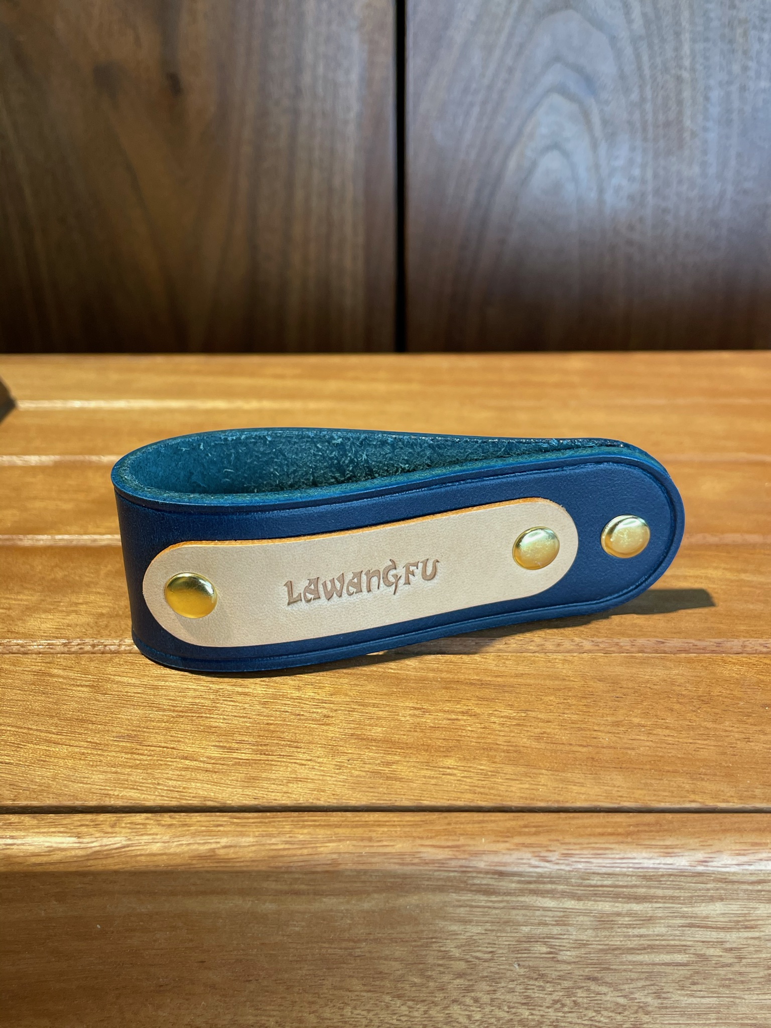 纯牛皮手工制作烟斗架（颜色随机）