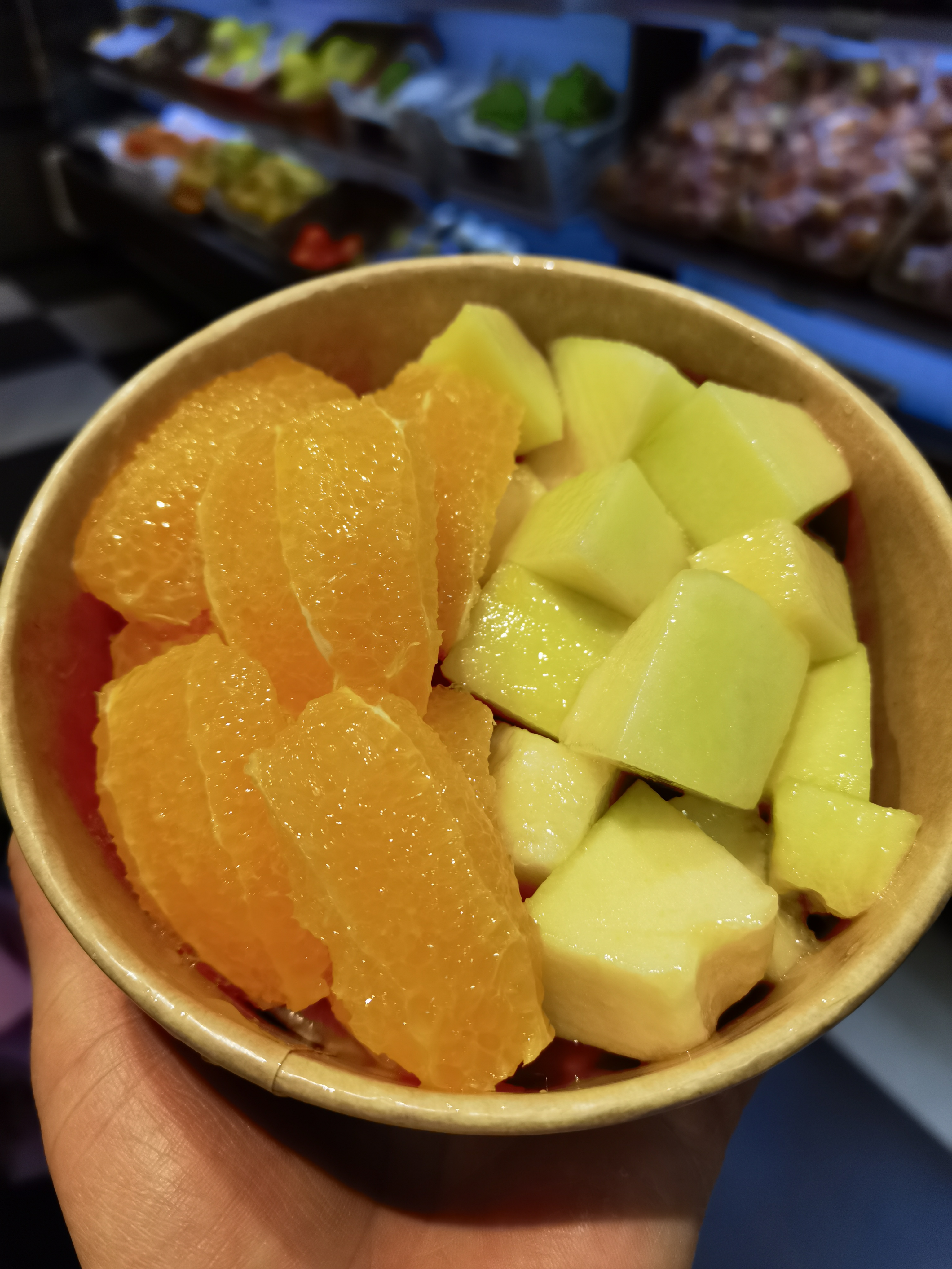 现切（橙子+网纹瓜/不低于300克）