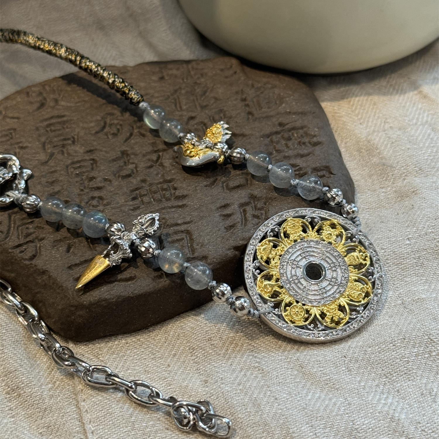 吊坠925银 N17366八宝罗盘莲花圆牌灰月光串珠项链复古百搭民族风