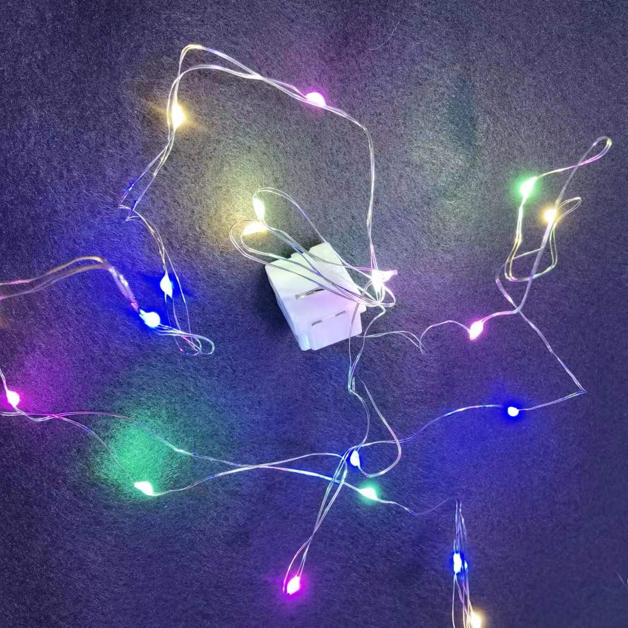 led灯串鲜花蛋糕波波球2米彩灯纽扣电池铜线灯串三档调节彩色白色